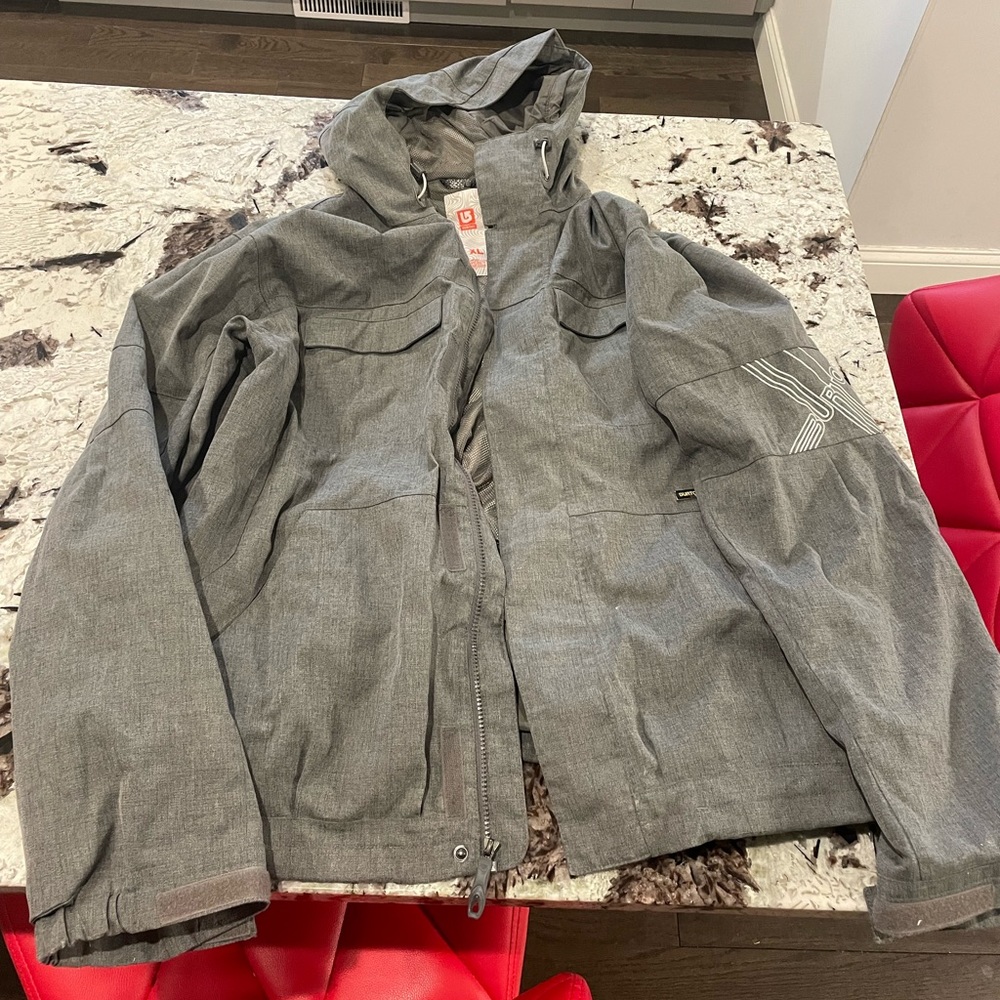 Burton Snowboarding Jacket. Grey. XL